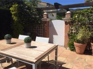 Charmant Mazet, plage à pied