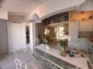 Charmant Mazet, plage à pied