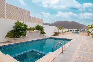Montagne 11 Luxury Villa 3 BR - Al Dana Island Fujairah - 4hvězdičkové hotely ve městě Fudžajra