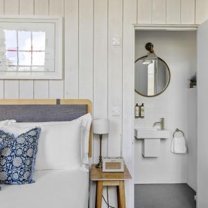 Admirals House by Maison Pierre