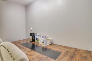 5 Mi to Branson Strip Cozy Studio!