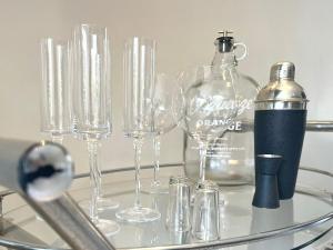 Melville Garden Cottage with Workspace & Solar