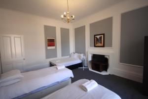 Osterley Place - Apt B