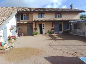 Maison au pied du Beaujolais