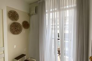 Charmoso ap Copa: varandinha c vista lateral para o mar! Wifi 250Mb