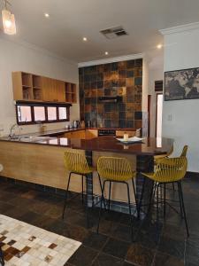 Forest Crescent Villa - Pecanwood Golf Estate, Hartbeespoort