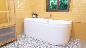 Jaokhun Hilltop Patong, Phuket