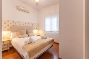 Santa Catalina City Center by Valcambre