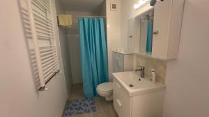 Kronos central retreat - Parliament view