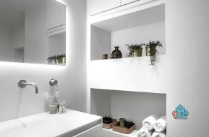 Near Centrum, 2 King Beds, WIFI and Great Value