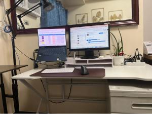 Radiance Manila Bay 1BR Suite with Balcony, Bay View & Free Pool Access Near Airport