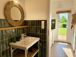 Tisza-Tavi Nyaralósziget - Just a few steps from the peaceful shores of Lake Tisza