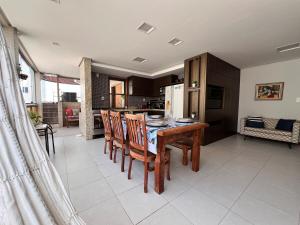 Cobertura com piscina aquecida - Praia de Peracanga - Guarapari