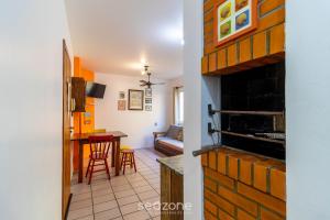Belo apto c/ churrasq. próx a praia BOU0101