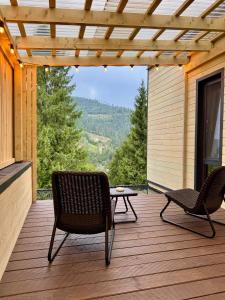 Mirest - котеджі в горах із чаном-джакузі