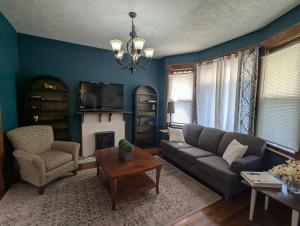 Beautiful Home 7 bd 3000sf for Groups & Families