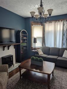 Beautiful Home 7 bd 3000sf for Groups & Families