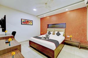 RG SUITES Formerly RAJ RESIDENCY Near US EMBASSY & APOLLO HOSPITAL