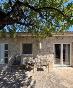 Kuća za odmor Ivančica - 3hvězdičkové hotely ve městě Tisno