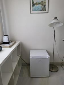 Habitación agradable con baño individual