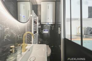 Beautiful 17m Studio in Paris 6