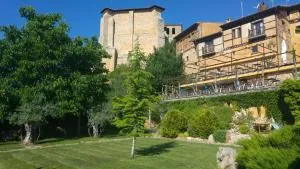 卡拉塔尼亚索尔卡萨德尔库拉酒店 - 乌塞罗