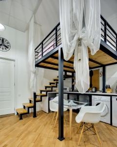 Freedom Square - Poets Nest