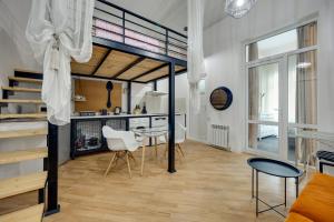 Freedom Square - Poets Nest