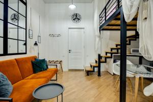 Freedom Square - Poets Nest