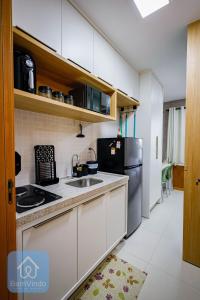 Estúdio Organizado e Moderno no Smart Amaralina