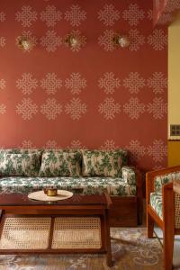 CASA ALBELA Serviced Apartments- Bespoke ,Themed & Central 1BHKs