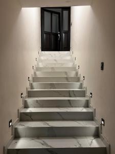 Casa nueva y moderna en el corazón de la ciudad