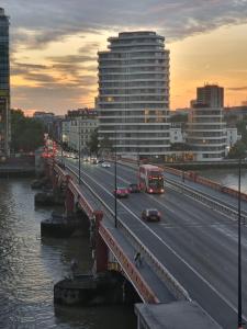 Notting Hill Gate Room
