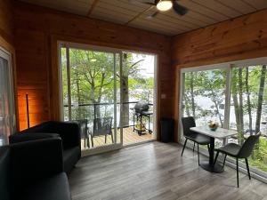 1-bedroom Unique Eco Log Cabins in Parry Sound #104