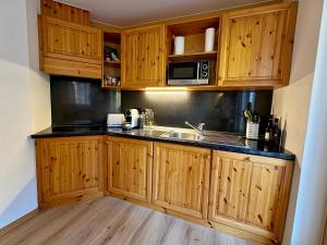 Cosy apartment ski in ski out in Haute Nendaz Pracondu