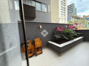 Lindo apartamento com área privativa - Monte Olimpo