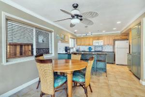 Three Bedroom Condo with Bay Views in San Diego