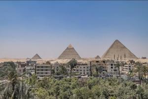Royal night pyramids