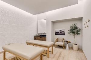 2 Bedroom Residence Live Aqua La Paz