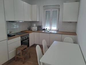 CASA DA PRAIA DA POÇA - Apartamento Rosa