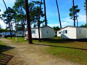 Villages vacances Residence Sous les Pins (by Popinns) : photos des chambres