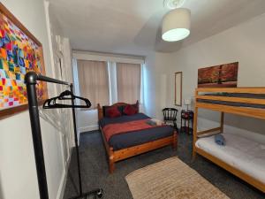 Charming & Energetic - 8ight Havens Folkestone