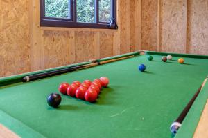 4 Bed in Brecon oc-m32973