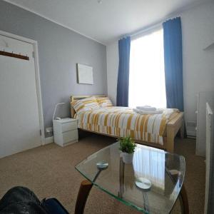 Central London Stay for 3