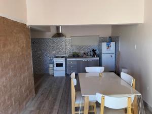 Cabañas Challa killa -luna de arena - fiambalá