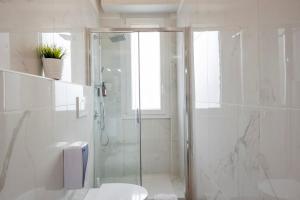 Trevi 4 - The White Studio - B Home