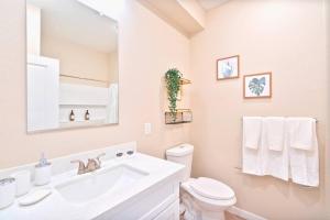 Cozy Cactus - 5 Bed Suite w Pool - Stadium - Golf