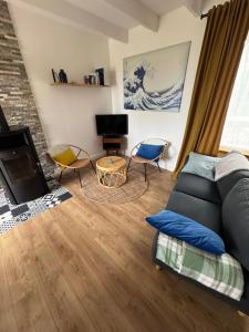 TY LOUIS Meublé de tourisme 3 étoiles pour 4 personnes avec vue mer et plages à 2 minutes à pieds