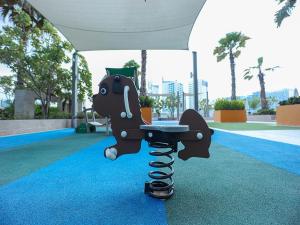 Luxury Studio | Near Dubai Mall | Lake View