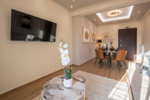 Acropolis view luxury apartment